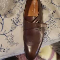 David's Instant Shoe Repair - After Dave's Shoe repair completely polished over the burnished finish with dark brown(see corresponding review for details)