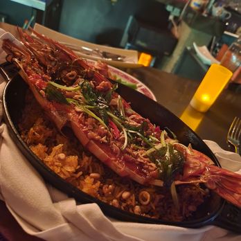 DaiLo - Giant 1lb prawn with rice - Chinese Near Me - Toronto, Ontario