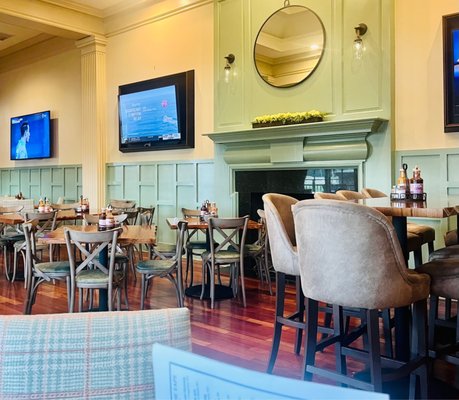 Cherrywood BBQ & Ale House by null