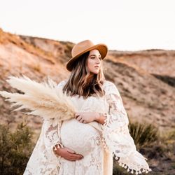 Heart to Shutter Photography - Maternity