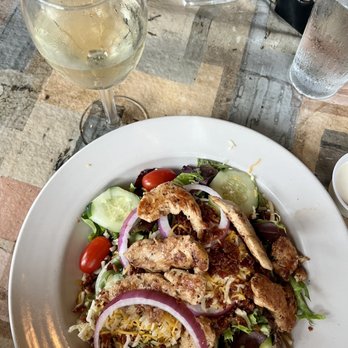 Alexander Michael's - American Near Me - Charlotte, North Carolina