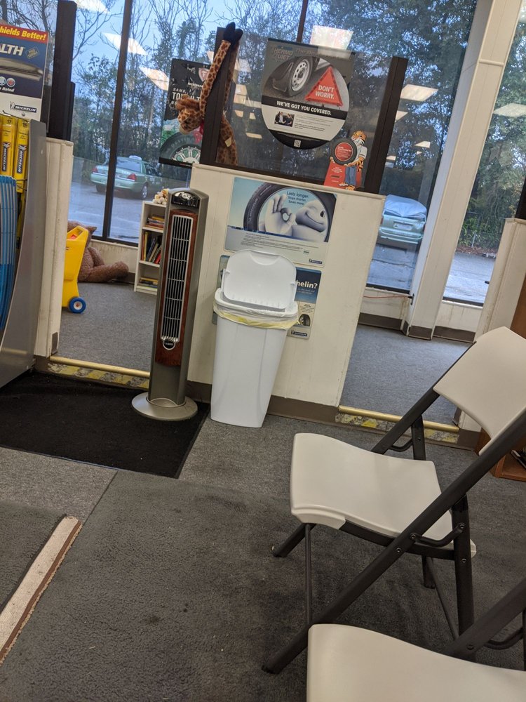 HAVIRD TIRE CO Updated July 2024 1650 Airport Blvd, West Columbia