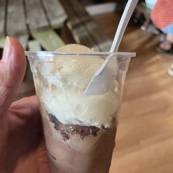 Paradice ice cream - Dark chocolate and coconut Like a Mounds candy bar