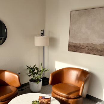 Ocotillo Chiropractic - Welcome to our "living room " - Chiropractors Near Me - Chandler, Arizona Ocotillo Chiropractic - Welcome to our "living room " - Chiropractors Near Me - Chandler, Arizona