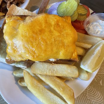 Barbara's Fishtrap - Albacore Tuna Melt Sandwich - Seafood Near Me - Half Moon Bay, California