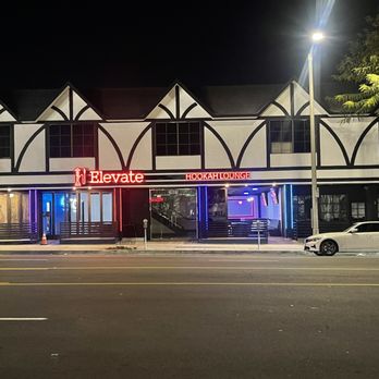 Elevate Hookah Lounge - Hookah Bars Near Me - Tarzana, California
