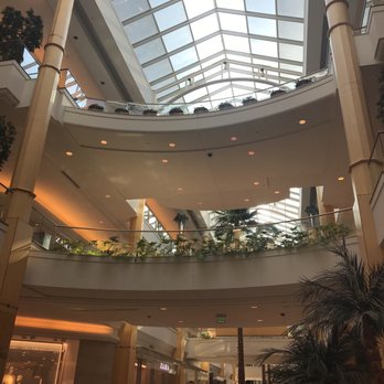 Somerset Collection - Shopping Centers Near Me - Troy, Michigan
