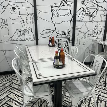 Twenty Pho Hour - Dining area - Bubble Tea Near Me - Oklahoma City, Oklahoma Twenty Pho Hour - Dining area - Bubble Tea Near Me - Oklahoma City, Oklahoma