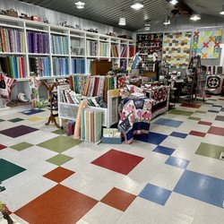Quilt With US - Color room