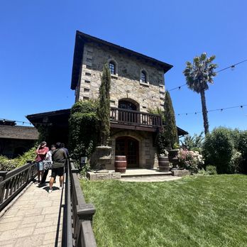 V Sattui Winery - Wineries Near Me - Saint Helena, California V Sattui Winery - Wineries Near Me - Saint Helena, California