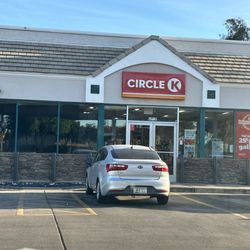 Circle K - Front entrance