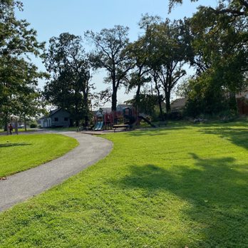 Burdick Park - Playgrounds - Dog Parks Near Me - Baltimore, Maryland