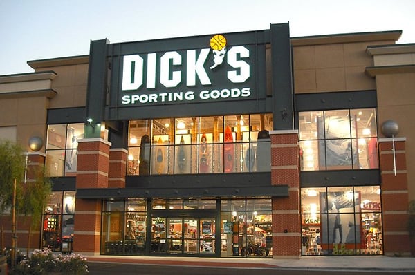 DICK'S Sporting Goods by null