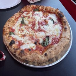 Pizza margherita Pizza margherita