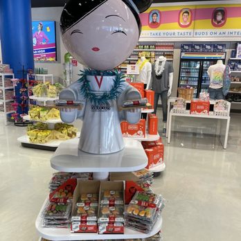 IT'SUGAR - Candy Stores Near Me - Honolulu, Hawaii