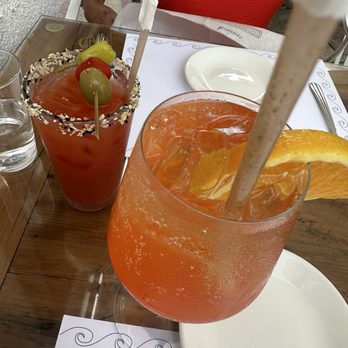 Psomi - Bloody & Santorini spritz - Bakeries Near Me - Tampa, Florida