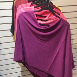 Poppy Fun Fashion! - I love these wraps! Perfect to travel with.