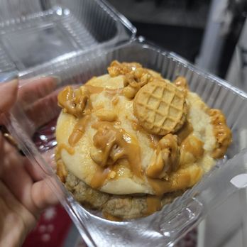 Tease Cakes by Francesca - Peanut Butter Stuffed Cookie - Desserts Near Me Tease Cakes by Francesca - Peanut Butter Stuffed Cookie - Desserts Near Me