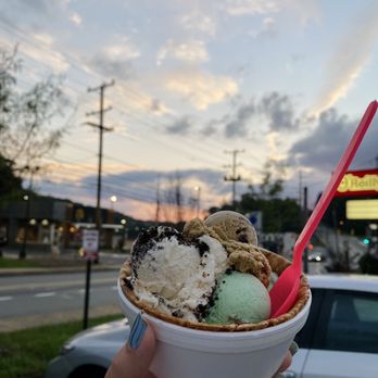 Antney's - Oreo explosion, lucky charms, dirty banana - Ice Cream & Frozen Yogurt Near Me - Pittsburgh, Pennsylvania