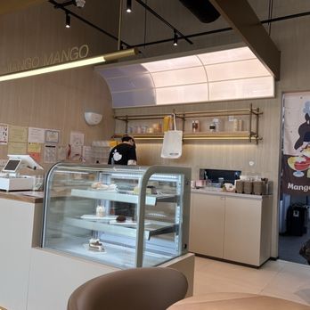 Mango Mango Dessert - inside - Desserts Near Me - Westbury, New York