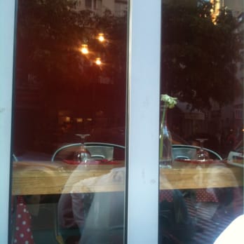 La Paulette - From outside - French Near Me - Paris, 75
