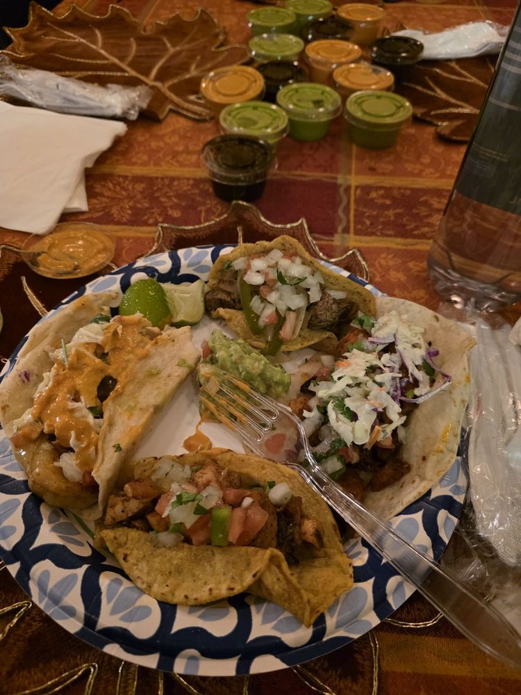 Rreal Tacos — Mexican restaurant in Duluth
