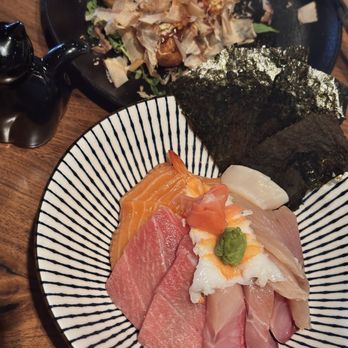 Tenkyu - Chirashi Bowl and Takoyaki Ball - Asian Fusion Near Me - Champaign, Illinois Tenkyu - Chirashi Bowl and Takoyaki Ball - Asian Fusion Near Me - Champaign, Illinois