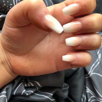 Diamond Nails - Ombré nails - Nail Salons Near Me - Saint Charles, Missouri Diamond Nails - Ombré nails - Nail Salons Near Me - Saint Charles, Missouri