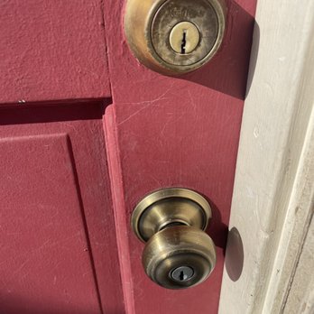 XPRESS Locksmith - Door knob and deadbolt needed new locking key system - Keys & Locksmiths Near Me - Campbell, California XPRESS Locksmith - Door knob and deadbolt needed new locking key system - Keys & Locksmiths Near Me - Campbell, California