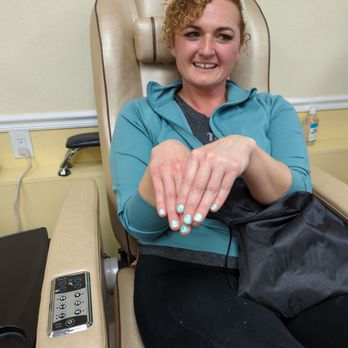 Day Nail Bar - Spring gel nails - Nail Salons Near Me - San Jose, California