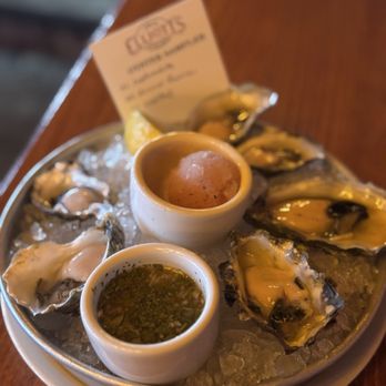 Elliott's Oyster House - Seafood Near Me - Seattle, Washington