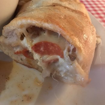 Carsonie's Stromboli & Pizza Kitchen - Pizza Near Me - Upper Arlington, Ohio