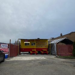 El Buen Sabor - Taco Truck's New Location, by Safeway in Downtown Renton
