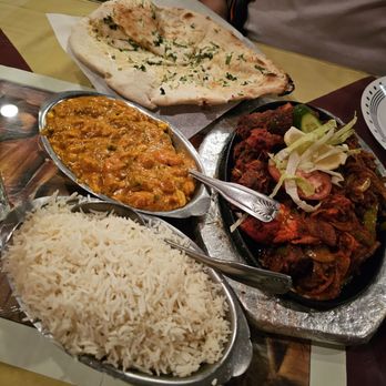 Delhi Palace - Tandoori Dinner Complete Dinner with Garlic Naan - Indian Near Me - Flagstaff, Arizona Delhi Palace - Tandoori Dinner Complete Dinner with Garlic Naan - Indian Near Me - Flagstaff, Arizona