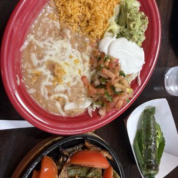 Rod’s Tacos - Side of rice and beans, included with the fajitas and tortillas. - Mexican Near Me - Granada Hills, California Rod’s Tacos - Side of rice and beans, included with the fajitas and tortillas. - Mexican Near Me - Granada Hills, California