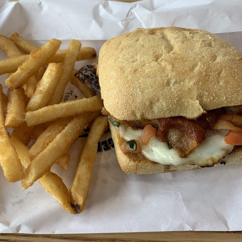 Sharks Burger - Chicken burger (special of the week) - Burgers Near Me - Leander, Texas