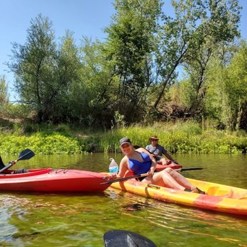 River's Edge Kayak and Canoe - Familia - Rafting/Kayaking Near Me - Healdsburg, California