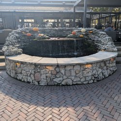 Gideon Owen Wine Company - A waterfall area outside