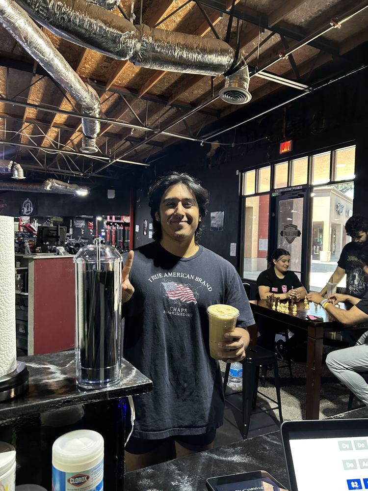 THE PROTEIN PIT STOP Updated October 2024 13 Photos 2009 Tully Rd