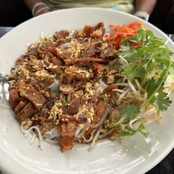 Phở Canyon Point - Vermicelli pork dish - Vietnamese Near Me - Golden, Colorado Phở Canyon Point - Vermicelli pork dish - Vietnamese Near Me - Golden, Colorado