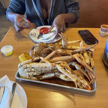 Lousiana Crab Shack - Snow Crab Legs - Cajun/Creole Near Me - Round Rock, Texas Lousiana Crab Shack - Snow Crab Legs - Cajun/Creole Near Me - Round Rock, Texas