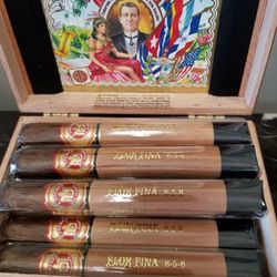 Havana Breeze Cigar Lounge