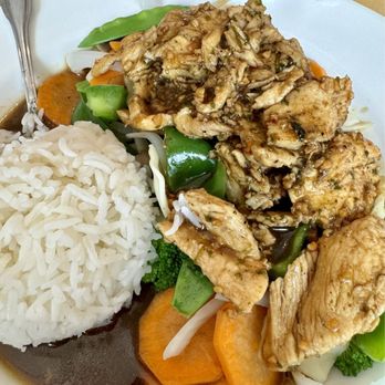 Thainamite - Wauwatosa - Garlic Pepper Chicken - Thai Near Me - Wauwatosa, Wisconsin Thainamite - Wauwatosa - Garlic Pepper Chicken - Thai Near Me - Wauwatosa, Wisconsin