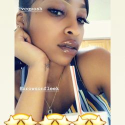 Vcgposh Lash & Makeup Bar - Eyebrows kit on brows