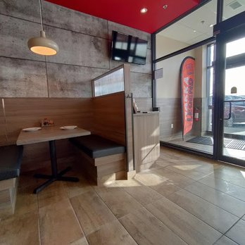 Hakka Legend - the inside of a restaurant - Asian Fusion Near Me - Oakville, Ontario Hakka Legend - the inside of a restaurant - Asian Fusion Near Me - Oakville, Ontario