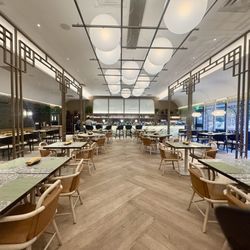 Mama Kim - Overview of the dining area