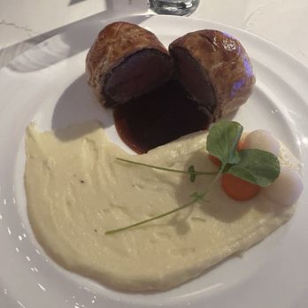 Gordon Ramsay Hell's Kitchen - Beef Wellington - New American Near Me - Atlantic City, New Jersey