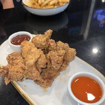Off The Rails Brewing - Chicken Strips - Breweries Near Me - Sunnyvale, California Off The Rails Brewing - Chicken Strips - Breweries Near Me - Sunnyvale, California