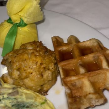 Mendenhall Inn Restaurant - Crab cake, omelette & waffle - New American Near Me - Mendenhall, Pennsylvania Mendenhall Inn Restaurant - Crab cake, omelette & waffle - New American Near Me - Mendenhall, Pennsylvania