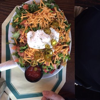 Six Pence Pub - Nachos! Enough for a whole table! - Pubs Near Me - Savannah, Georgia